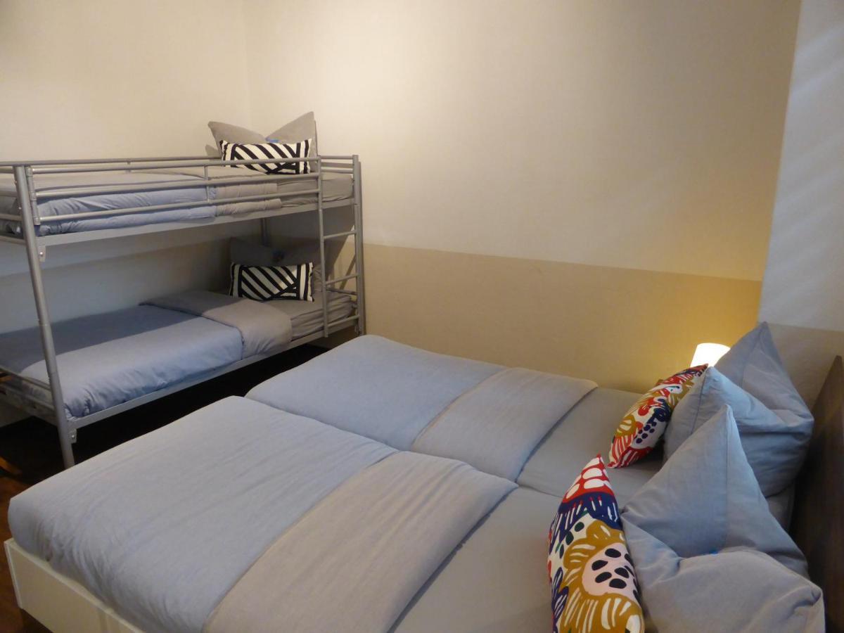 Ferienwohnung Friedrich Schiller, 2 Schlafzimmer, Balkon,Kostenloses Wifi, Naehe Zentrum, Jena Exterior foto