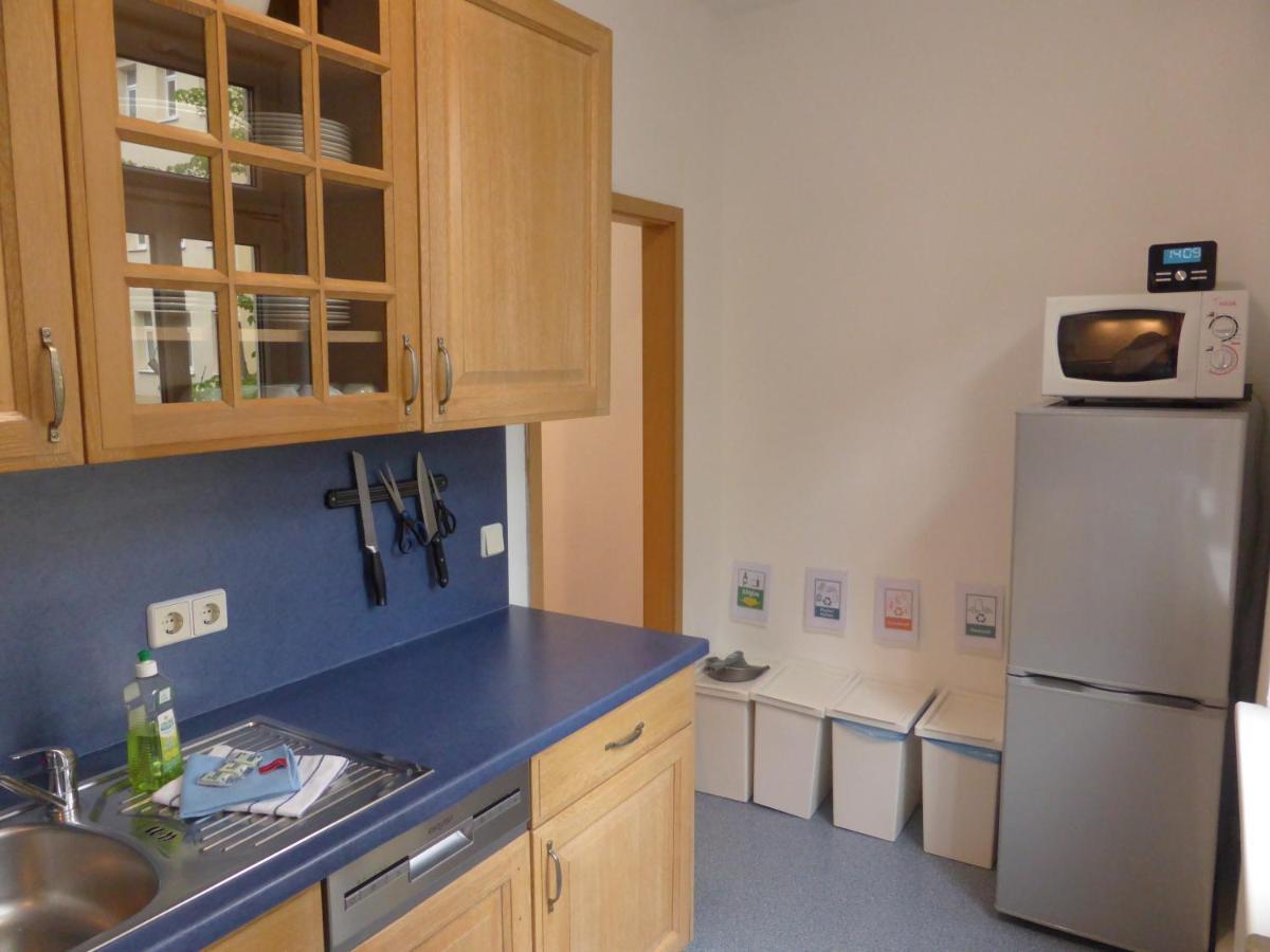 Ferienwohnung Friedrich Schiller, 2 Schlafzimmer, Balkon,Kostenloses Wifi, Naehe Zentrum, Jena Exterior foto