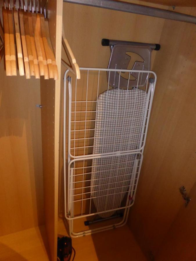 Ferienwohnung Friedrich Schiller, 2 Schlafzimmer, Balkon,Kostenloses Wifi, Naehe Zentrum, Jena Exterior foto