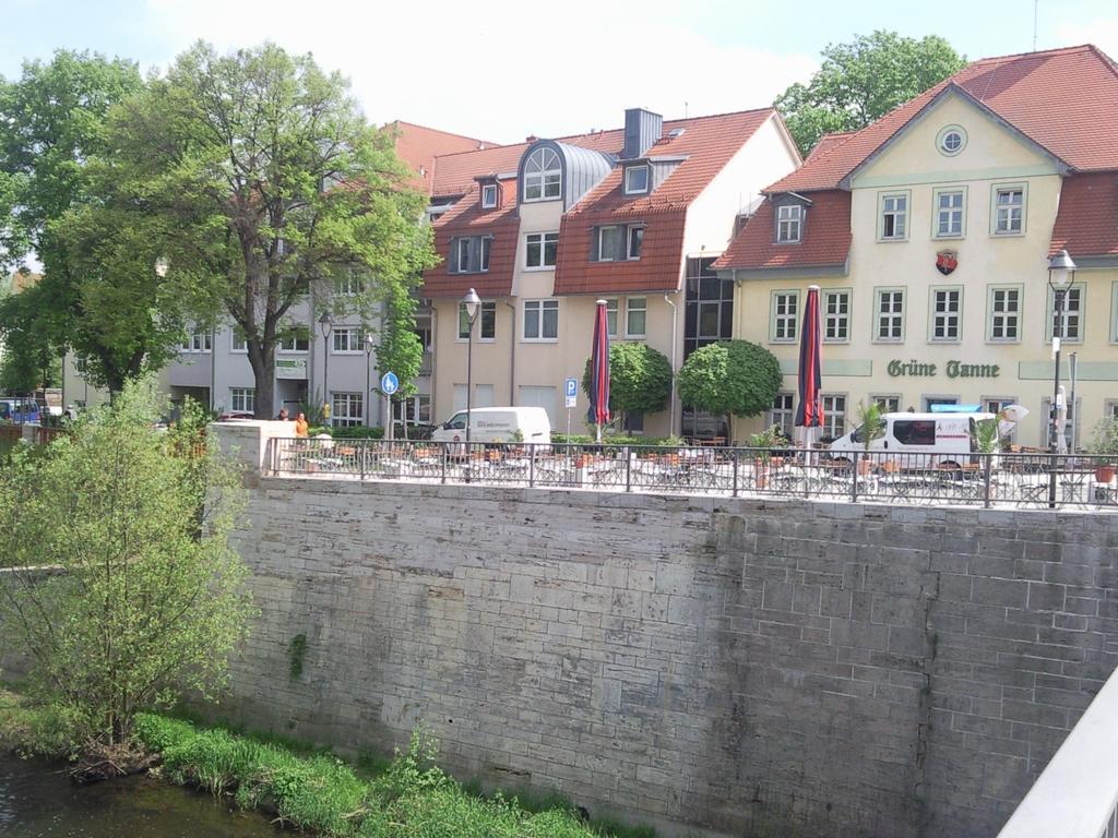Ferienwohnung Friedrich Schiller, 2 Schlafzimmer, Balkon,Kostenloses Wifi, Naehe Zentrum, Jena Exterior foto